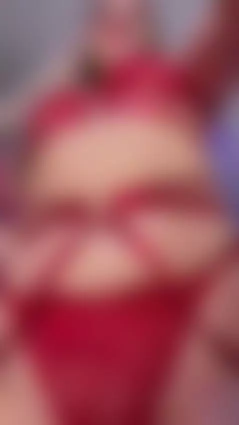 I want you to leave my pussy swollen and full of your milk🍑🔥 by vespervelvet
