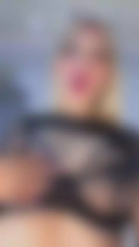 My pussy wants to be fucked by your hard cock 🍑 by vespervelvet