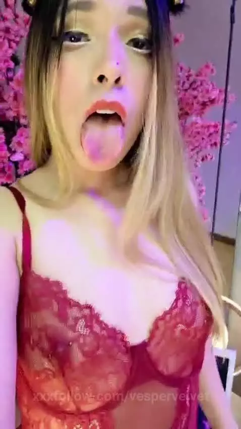 my mouth is really wet for u 🤤 by vespervelvet