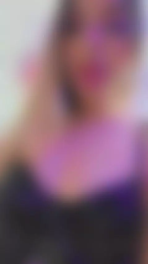 I'm looking for a hard cock that makes me moan like a bitch ... by vespervelvet
