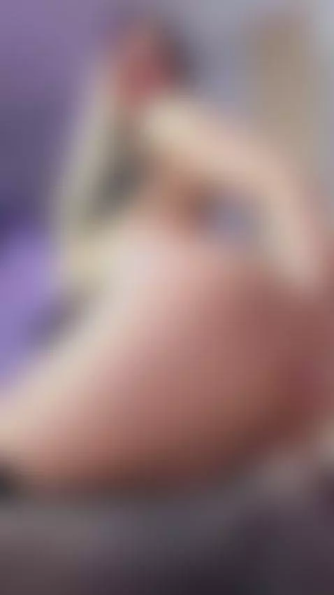 My pussy is throbbing, I need you to make me squirt now😈💦 by vespervelvet