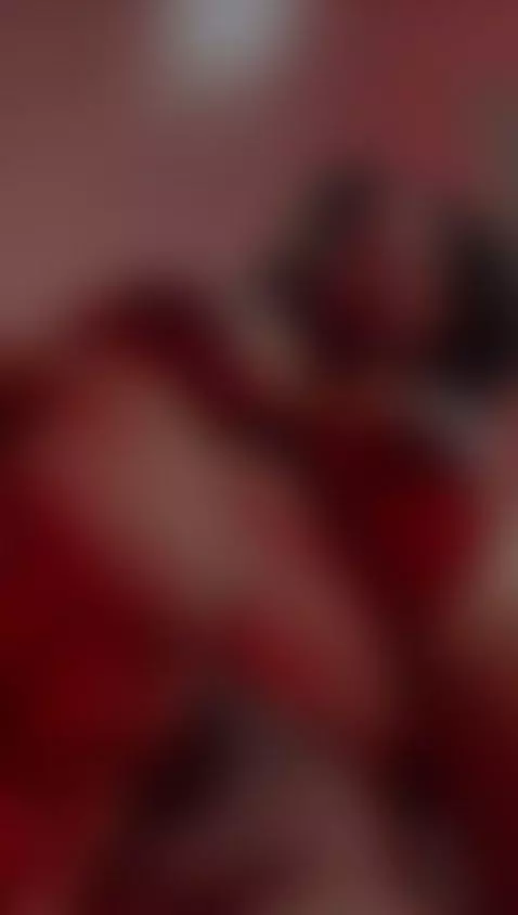 HOT ME by yelicampbells