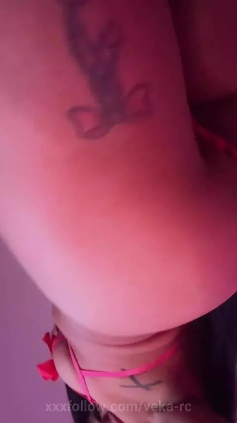 open my suprise 💋🍑 by veka-rc