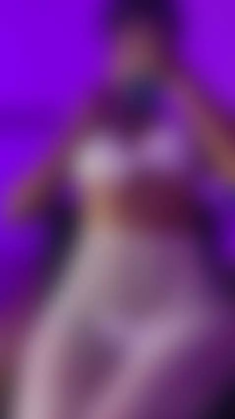 How do you think I look? by erikarowland