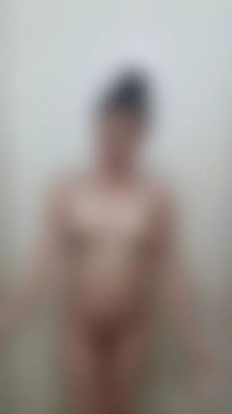 It would be delicious to be fucked in the shower by avellanadoll