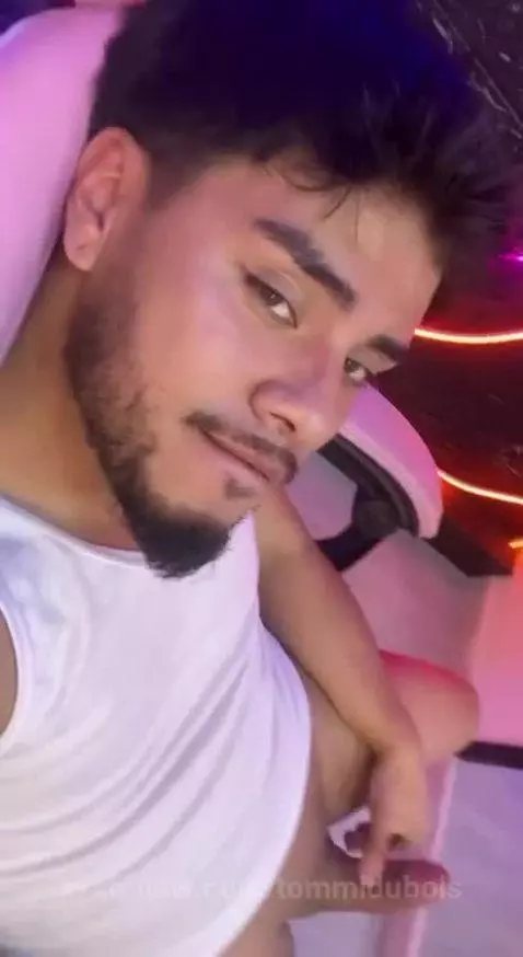 My body is calling you ... live and hotter than ever 😈 by tommidubois