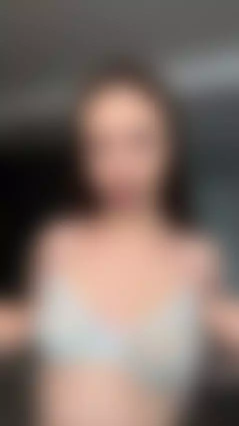 Dripping lace & shaky thighs 👙🦵 by ellisesugar