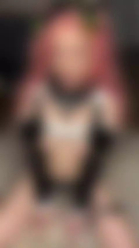 Lingerie or no lingerie — what’s your pick? 👙 by ellisesugar