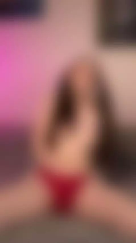 My hands wander where thoughts shouldn’t 😈💦 by ellisesugar