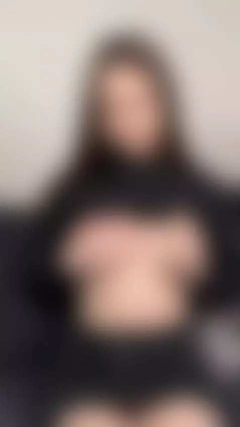 Every sigh slides deeper 💋🫦 by ellisesugar