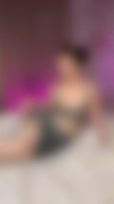 Every sigh invites more 🌙🔥 by ellisesugar