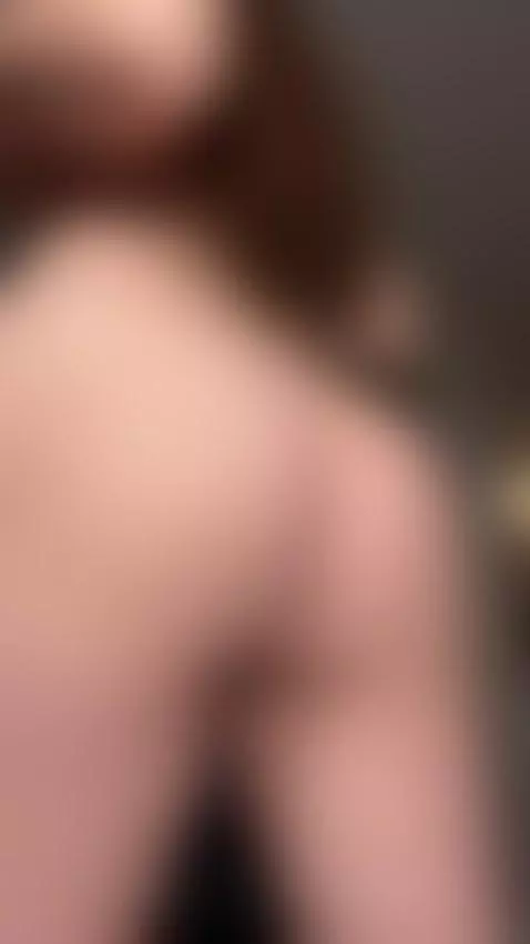 I love knowing I’m the thought in your head 💋😉 by ellisesugar