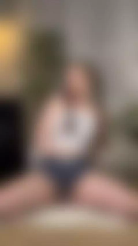 Sweet glances, sinful heart 💋✨ by ellisesugar