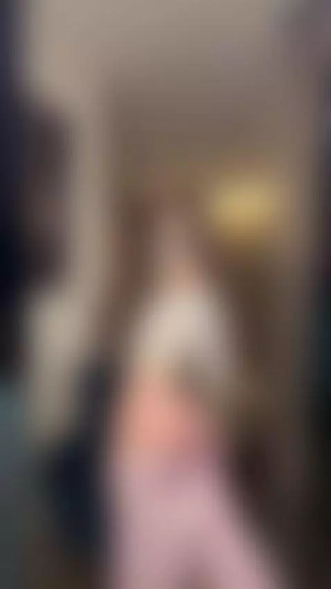 The air trembles with desire 🔥🫦 by ellisesugar