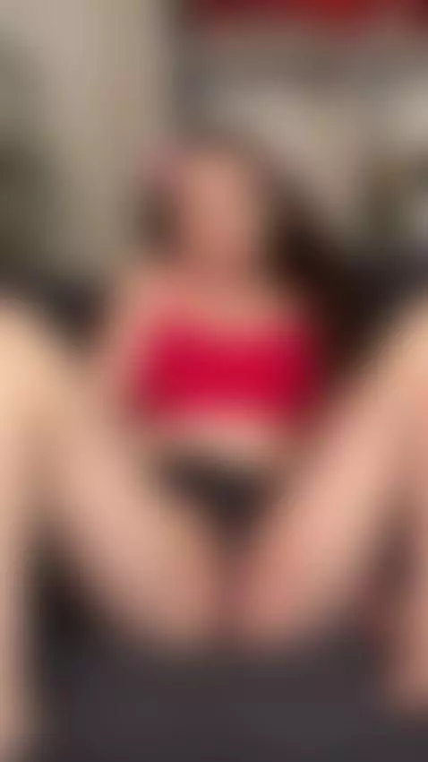 Every breath touches back 💋🫦 by ellisesugar