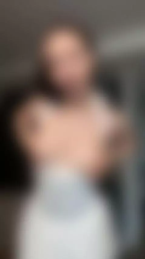 Let’s pretend you're here filming me 🫣 by ellisesugar