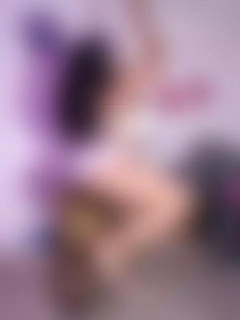 stripping by pebbles-rubble