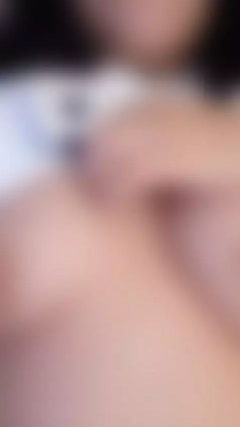 tu linda vaquita lista para ser ordeñada o ordeñar una buena... by sweet-anniee