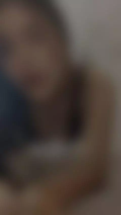 I am a naughty girl who would like you to fuck her and all h... by hannacollins01