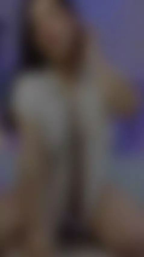 This girl will be naughty and make you moan with pleasure wh... by hannacollins01