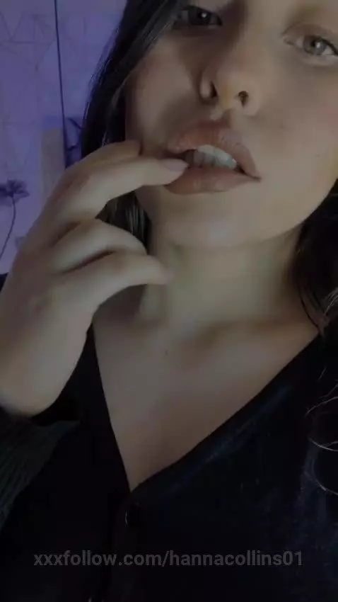 This girl wants your big cock in my wet tight pussy 😈🥵 by hannacollins01