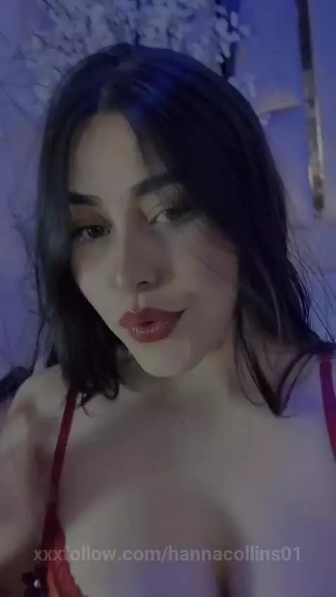 Come and explore my body with your sexy tongue 🥵💦🍒 by hannacollins01