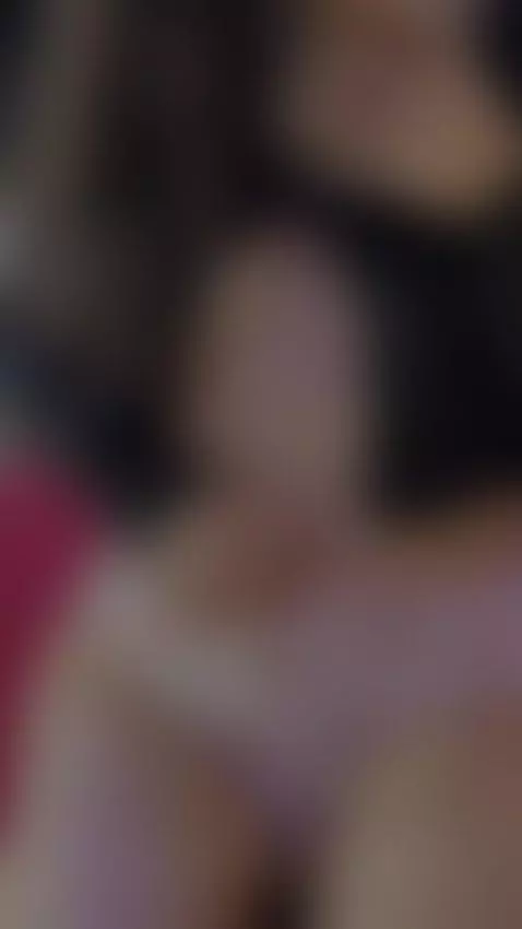 Explore this sexy tight pussy 🥵💦🍆 by hannacollins01