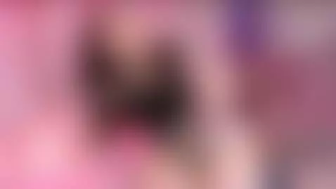 "Come to my private and make me scream your name while I cum... by hannacollins01