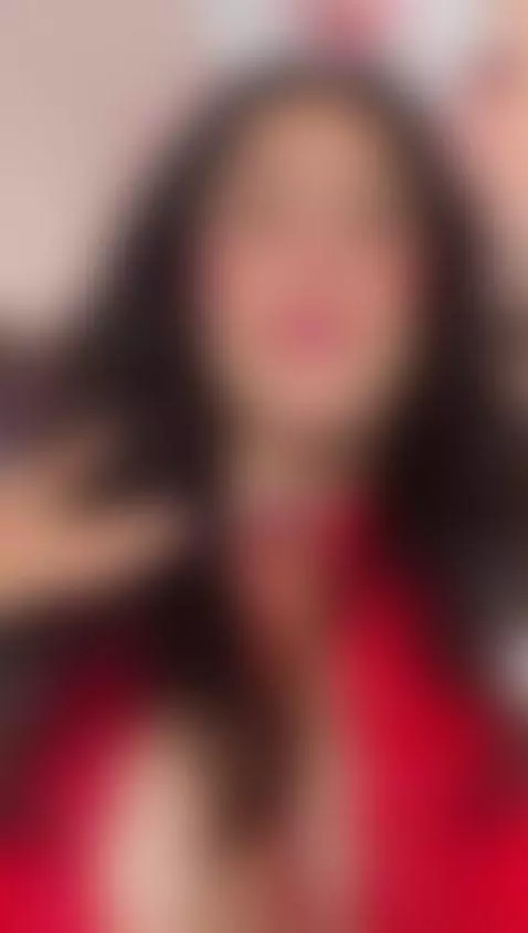 A Glimpse of You 👁️❤️ by alejitadirty