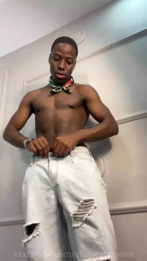 It is not a filter, it is my perfect butt moving for you 🍑 by charlesbrownn