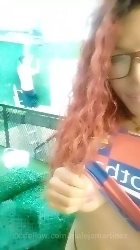 The workers saw me by malejamartinez