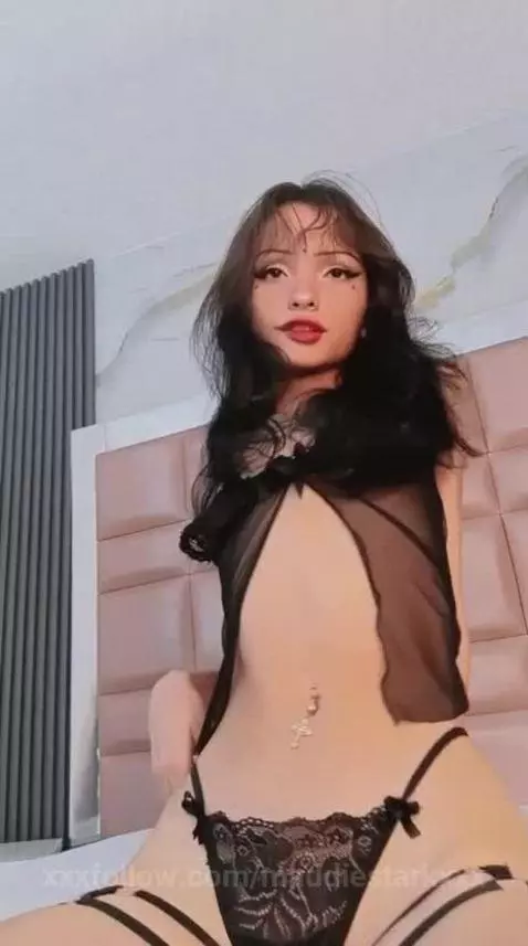 I’m here to make your Monday unforgettable 😈 Come play with ... by maddiestarkxxx