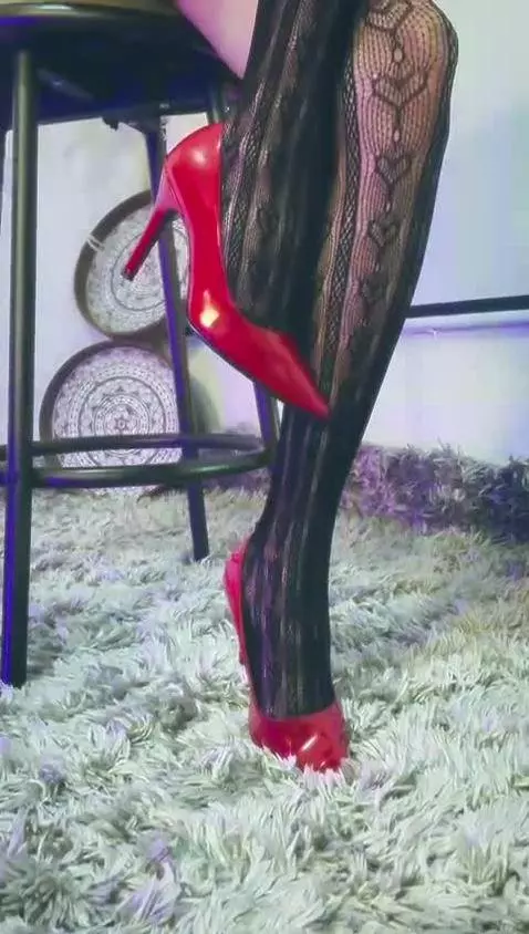 come and play with me, you won't regret it.😋 by maddiestarkxxx