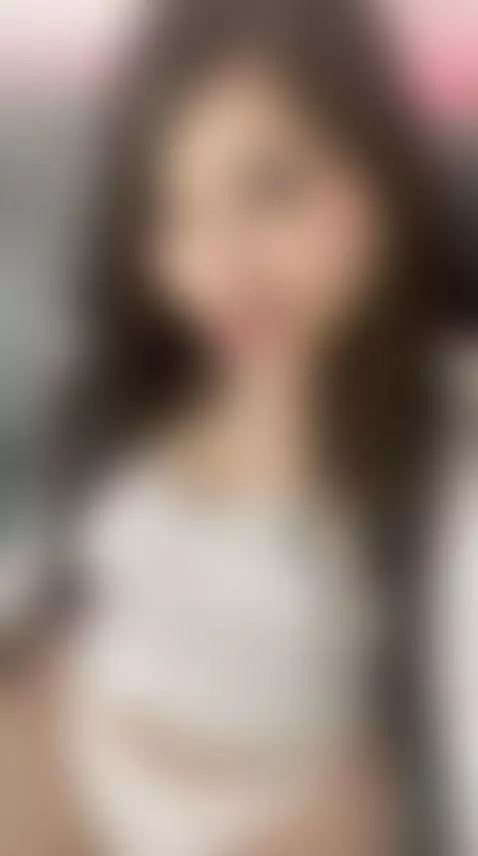 come here pretty please🥹 by elisacolevanss