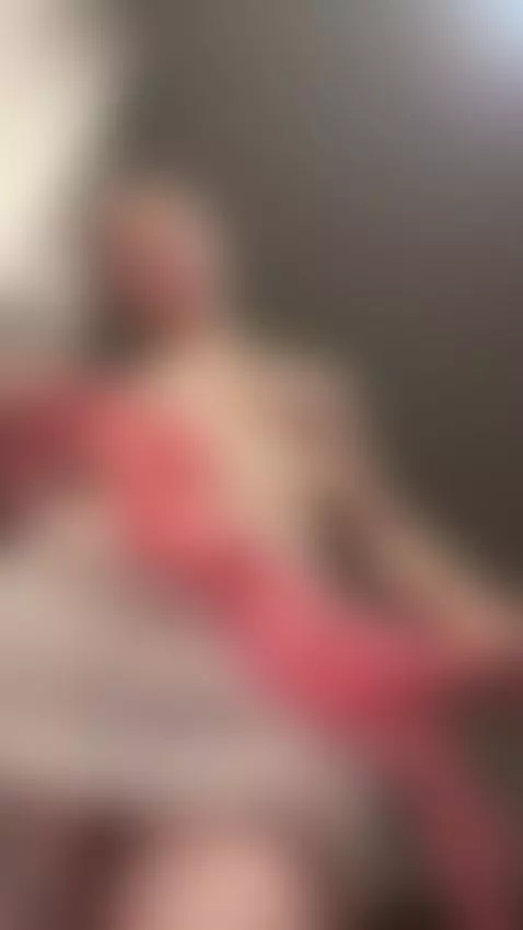 Temptation grows wild out here by sofiibloom