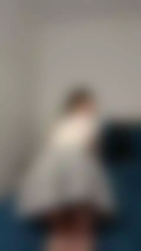 Teen slut, down to fuck me raw by sofiibloom