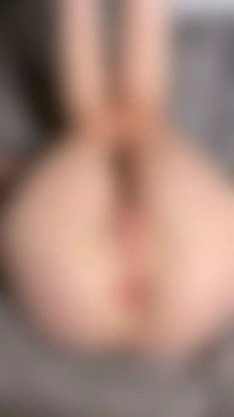 I'm bored. Your cock is my happy place by sofiibloom