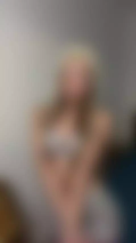 Start with tongue and end with your dick by sofiibloom