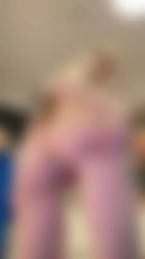 I wet myself when I'm having hot thoughts by sofiibloom