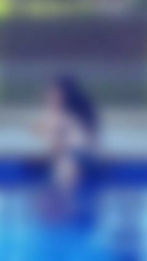 In the pool 💦 watchme so wet.. by aprilwatsonn