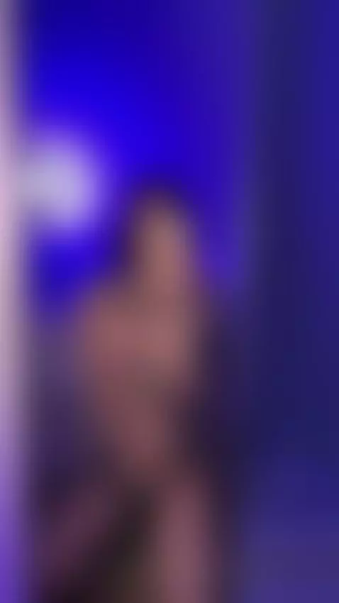 Bob cut. Bold ink. Big trouble 🔥
Think you can handle her? T... by ladydirt