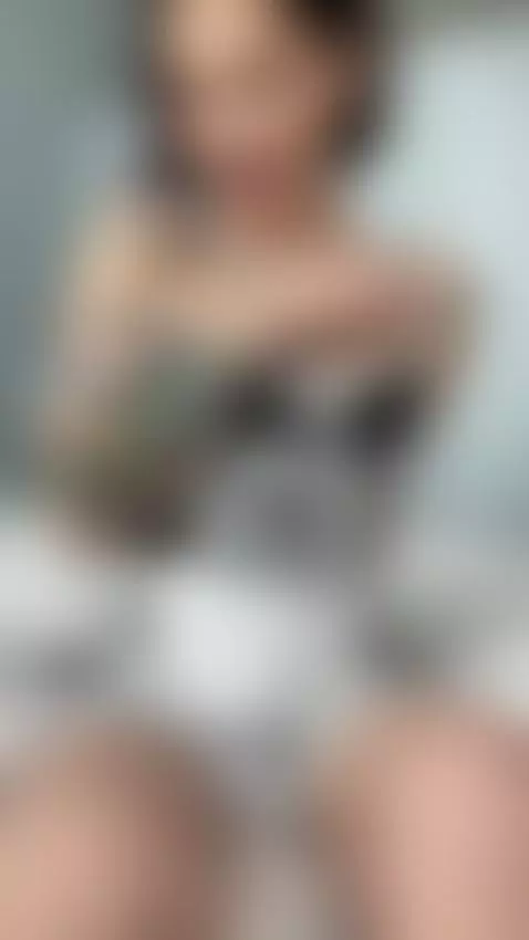 Slim temptress: tattooed grace 💃
Hot and artistic — subscrib... by ladydirt