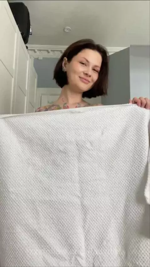 Sweet Hazel Eyes 💝
Only Fans in bio!
Let’s get to know each ... by ladydirt