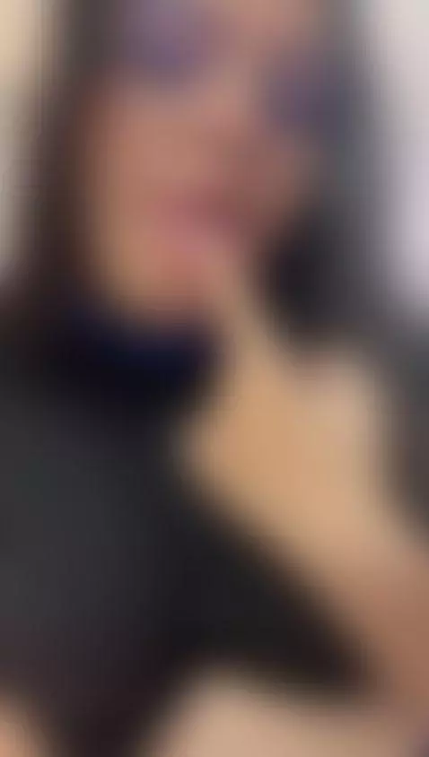 I don’t want promises… I want your body against mine by ahinarafox89