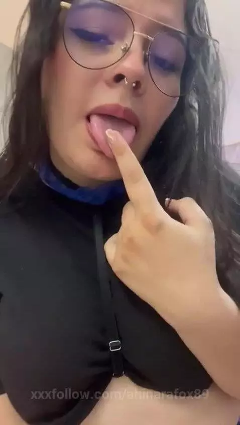 I don’t want promises… I want your body against mine by ahinarafox89