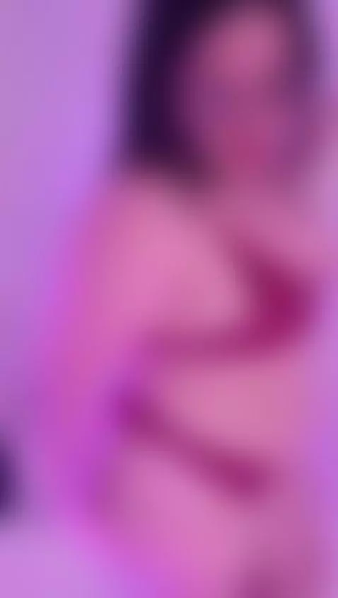 Because nothing sounds sexier than your voice losing control by ahinarafox89