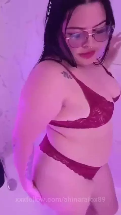 Because nothing sounds sexier than your voice losing control by ahinarafox89