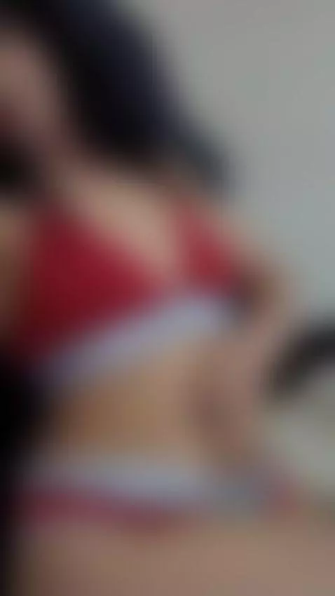 Hey! I'm wearing red and I feel so sexy 🔥 by elizabeths4ntos