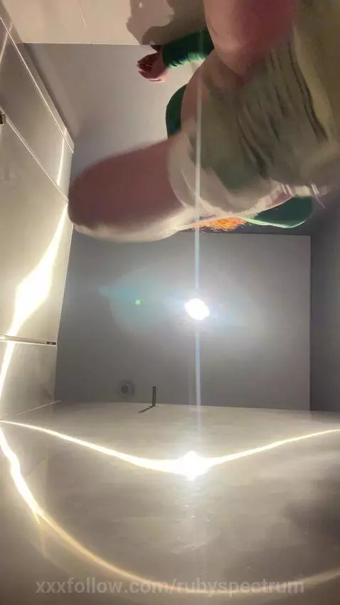 Were you spying on me at the gym? by rubyspectrum