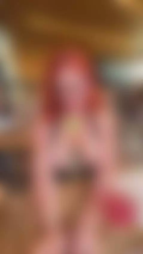 Take the bottle too, I'm in a restaurant by rubyspectrum